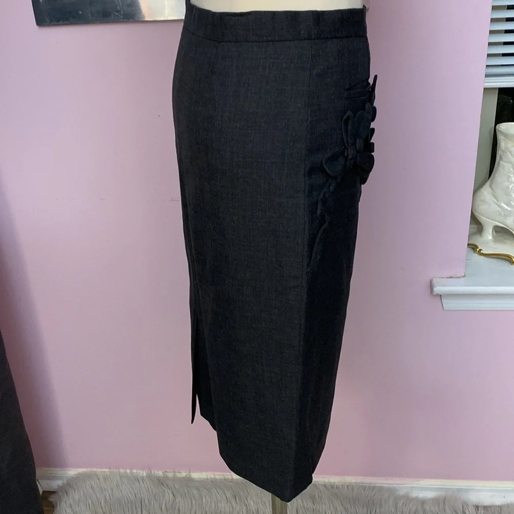 Moschino Cheap and Chic Floral Appliqué Pencil Skirt Dark Grey Size Small - Picture 4 of 11
